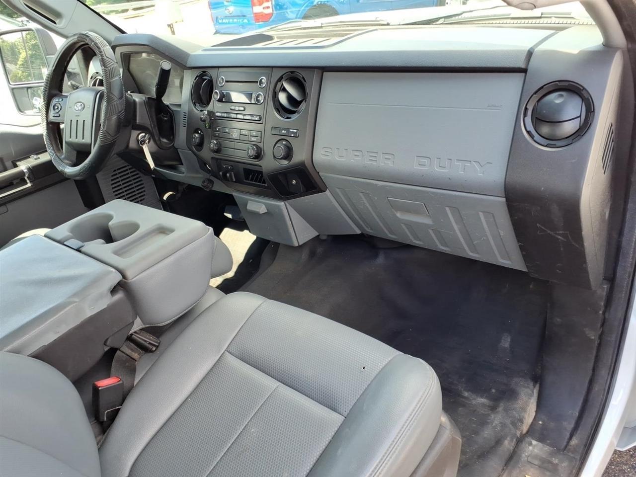 Ford Super Duty F-250 SRW 2WD SuperCab 142" XLT 2015