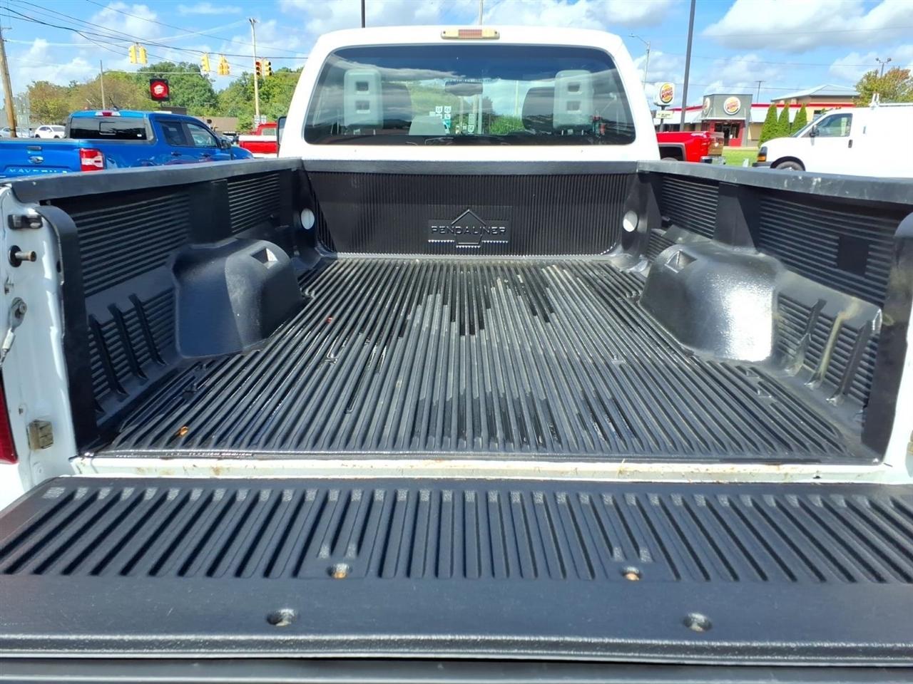 Ford Super Duty F-250 SRW 2WD SuperCab 142" XLT 2015