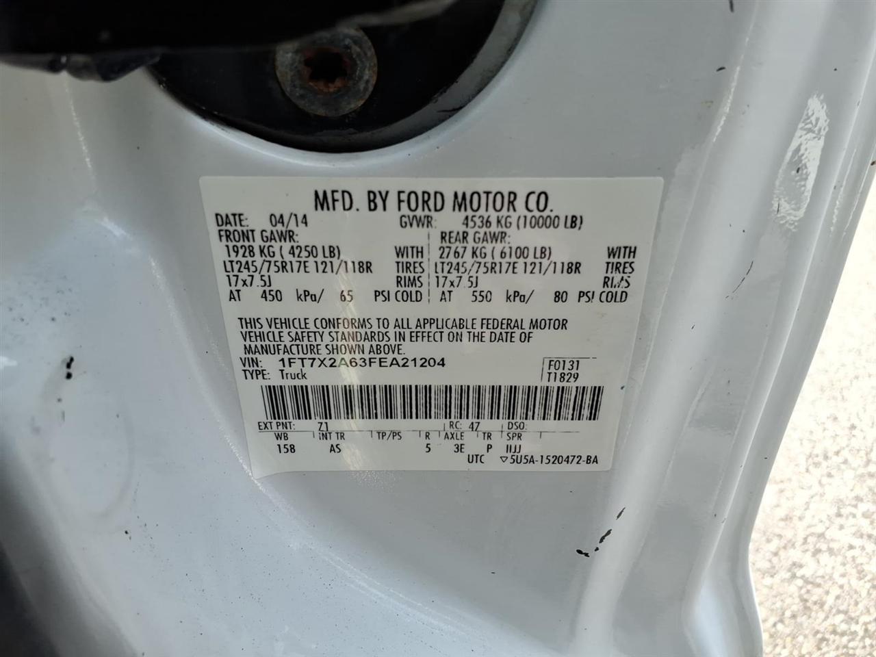 Ford Super Duty F-250 SRW 2WD SuperCab 142" XLT 2015