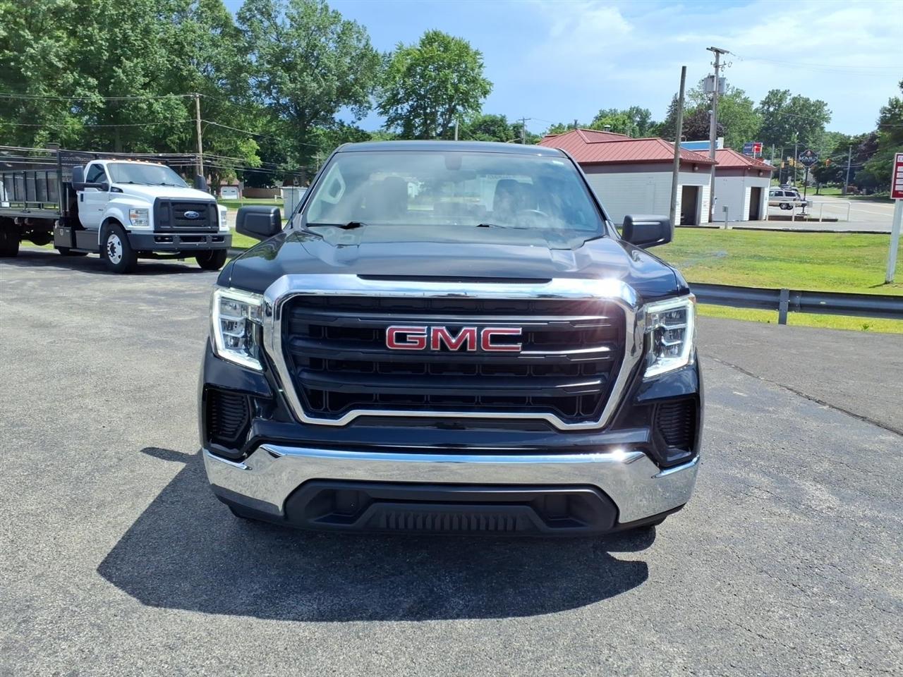 GMC Sierra 1500 2WD Double Cab 147" 2021