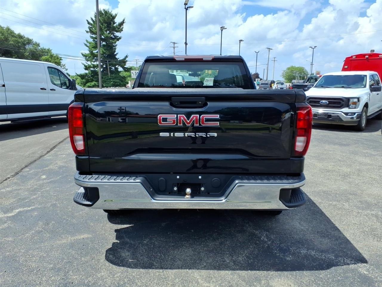 GMC Sierra 1500 2WD Double Cab 147" 2021