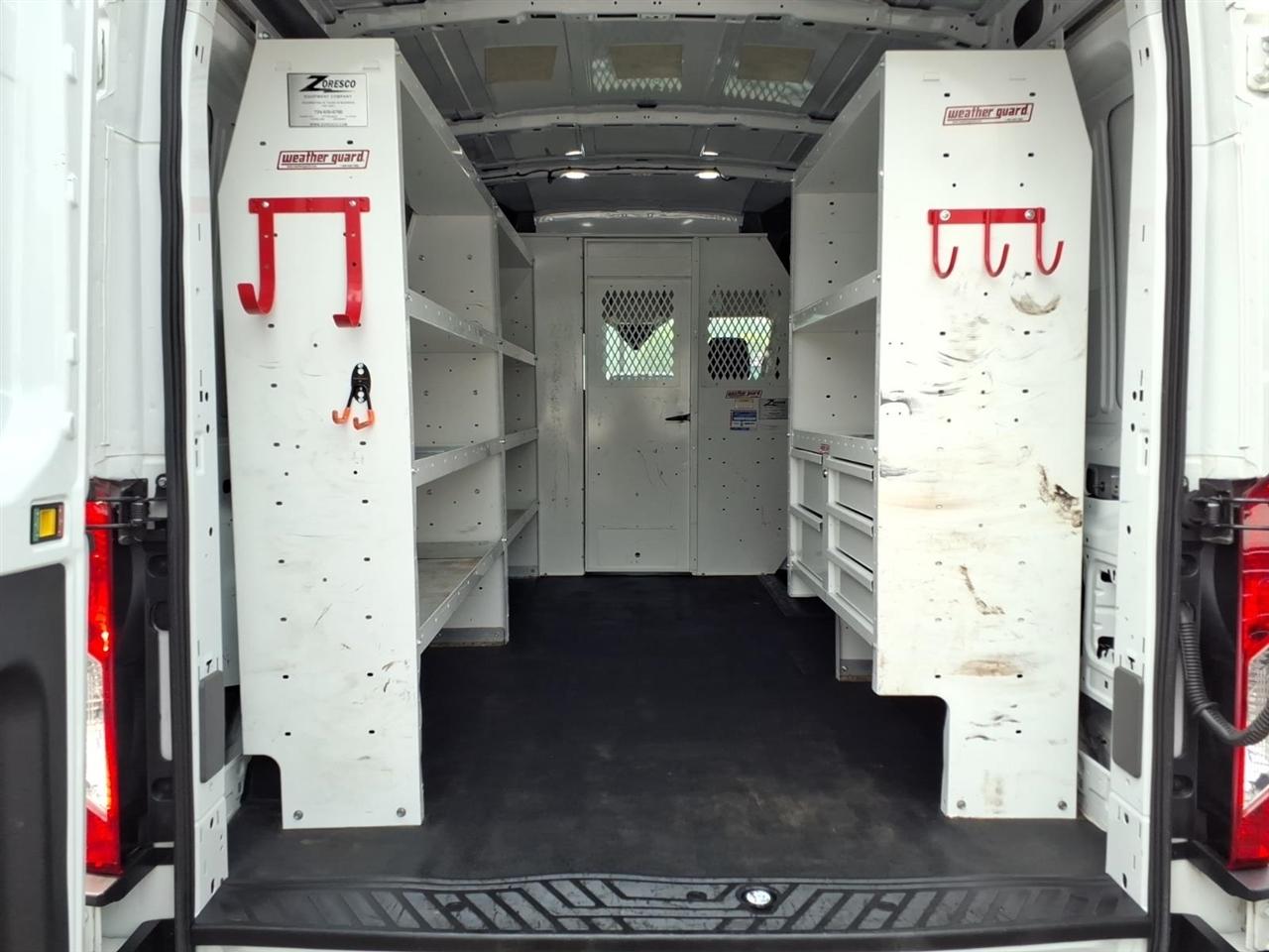 Ford Transit Cargo Van T-250 130" Med Rf 9070 GVWR RWD 2021