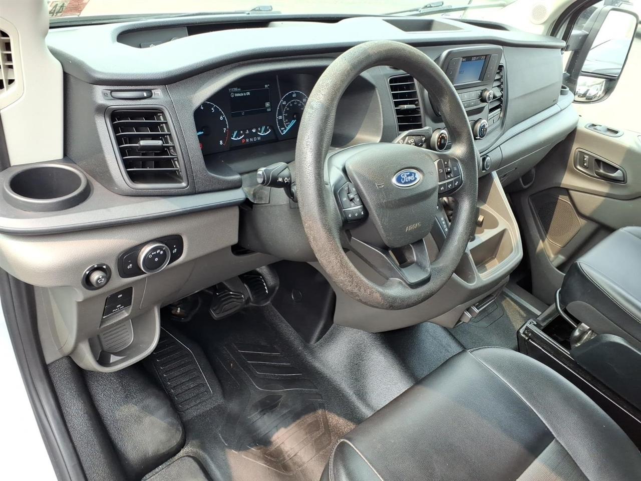 Ford Transit Cargo Van T-250 130" Med Rf 9070 GVWR RWD 2021