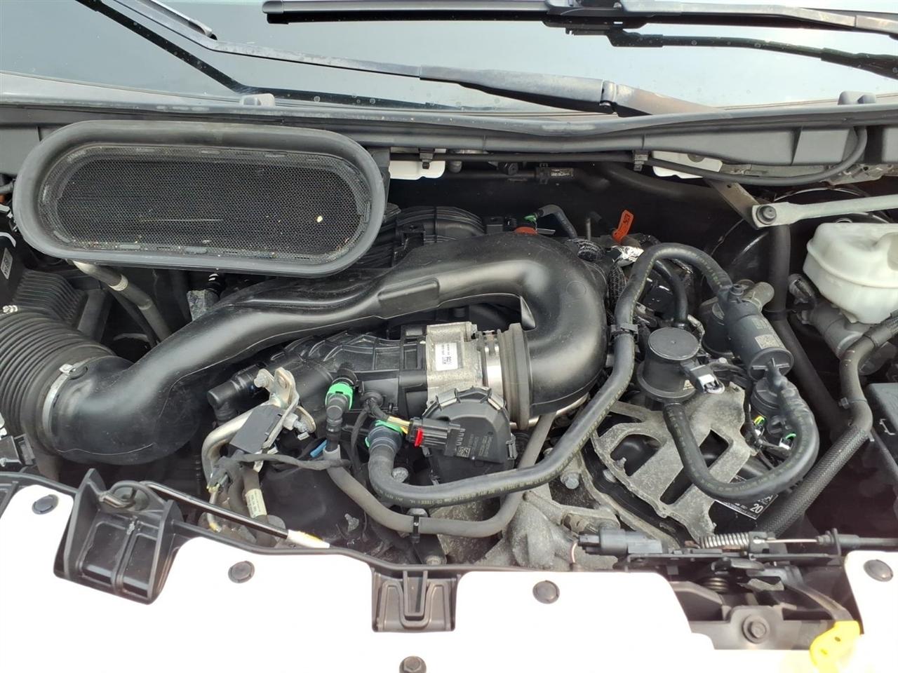 Ford Transit Cargo Van T-250 130" Med Rf 9070 GVWR RWD 2021