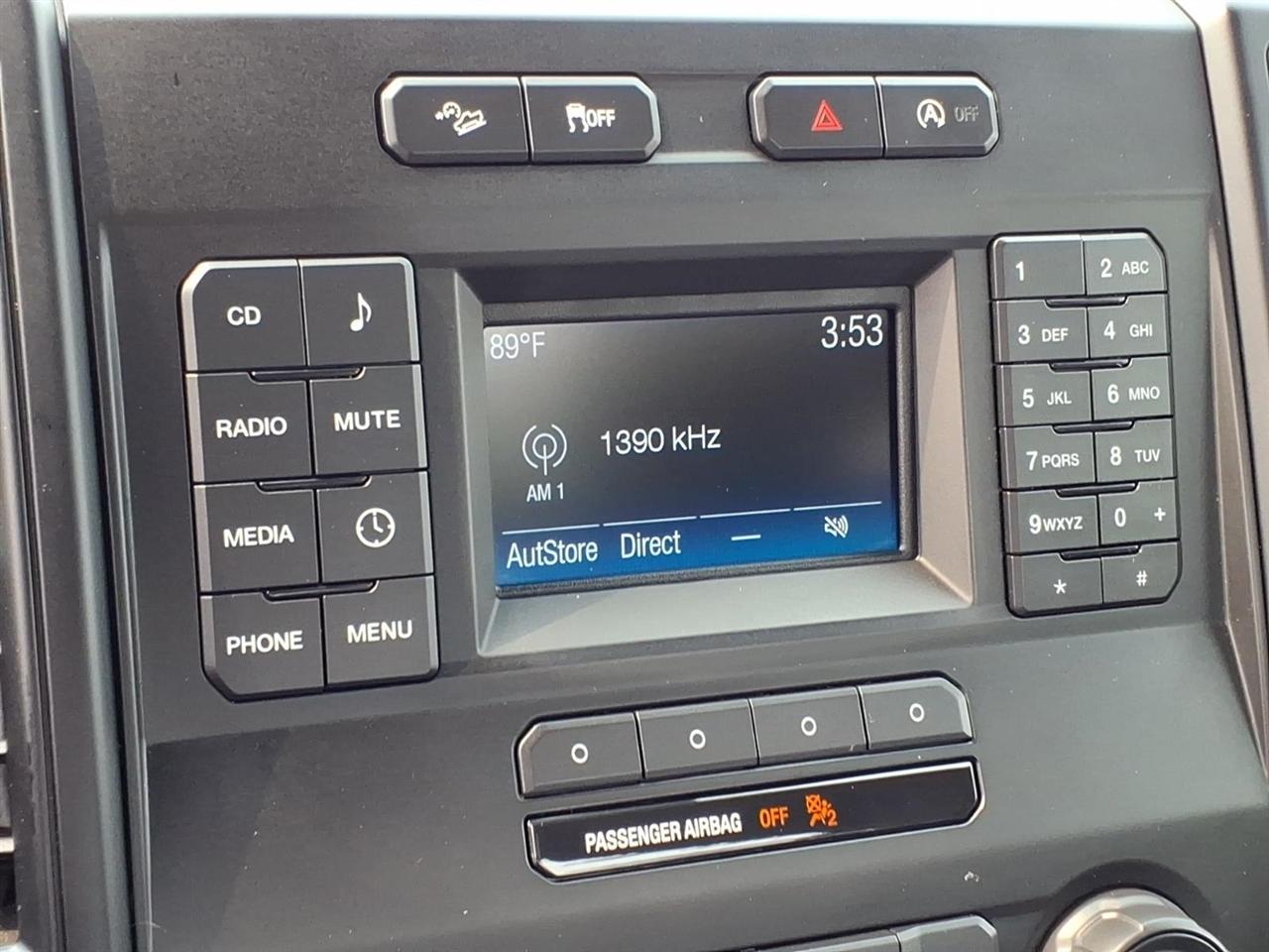 Ford F-150 4WD Reg Cab 122.5" XL 2016