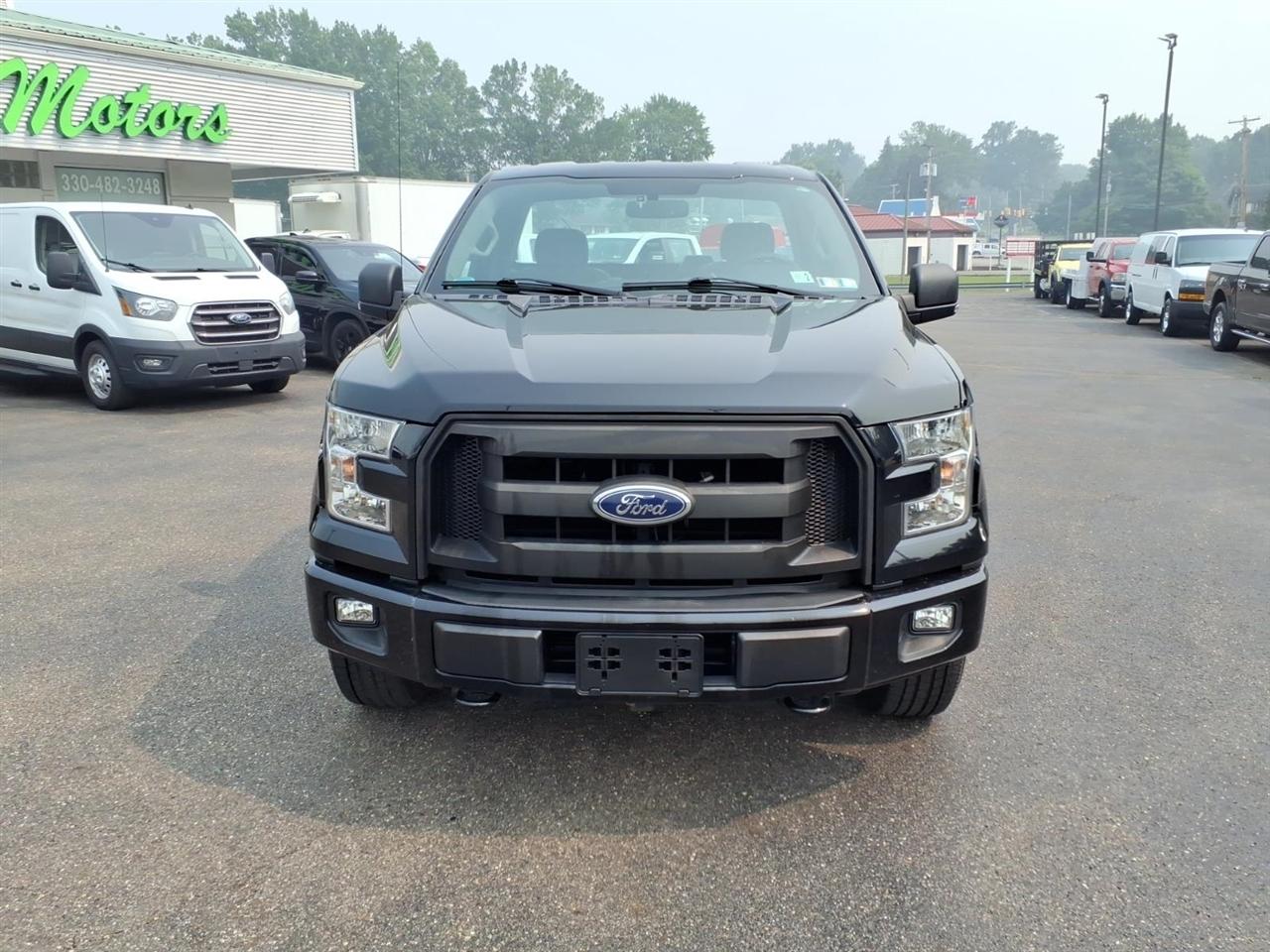 Ford F-150 4WD Reg Cab 122.5" XL 2016