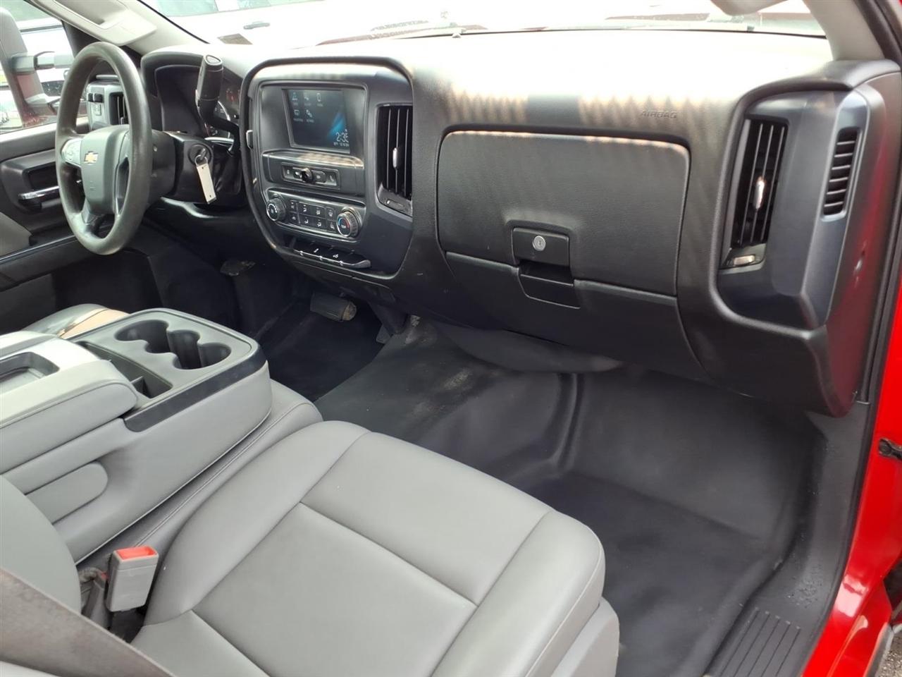 Chevrolet Silverado 3500HD 2WD Reg Cab 137.5" WB, 59.06" CA WT 2016