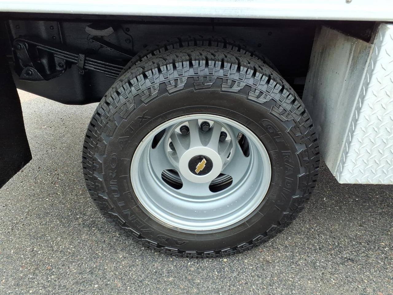 Chevrolet Silverado 3500HD 2WD Reg Cab 137.5" WB, 59.06" CA WT 2016