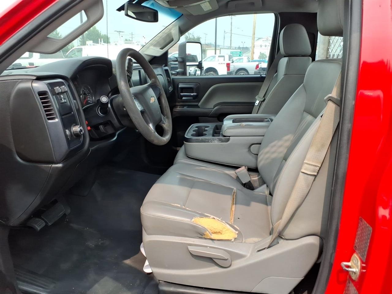 Chevrolet Silverado 3500HD 2WD Reg Cab 137.5" WB, 59.06" CA WT 2016