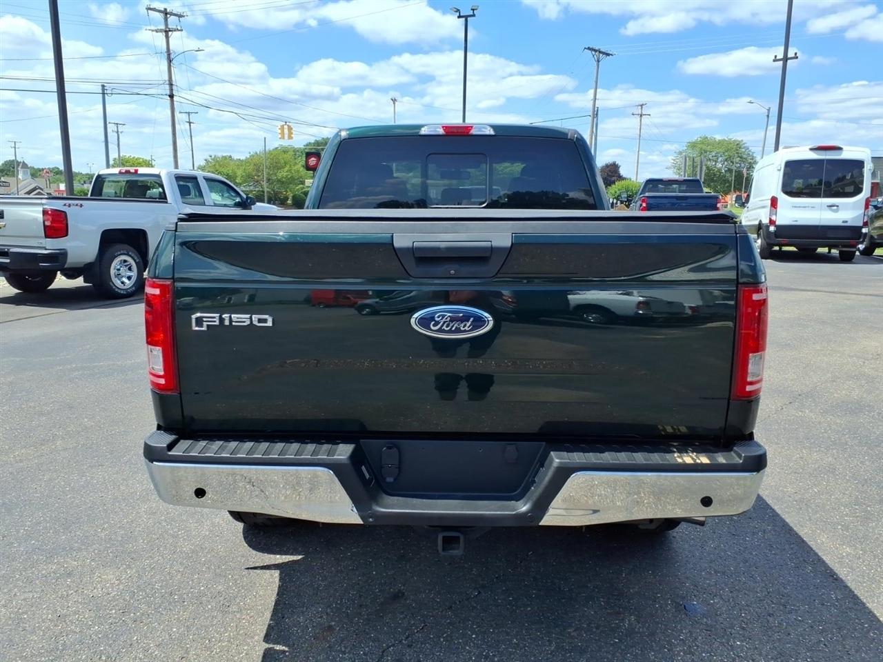 Ford F-150 4WD SuperCab 145" XLT 2016