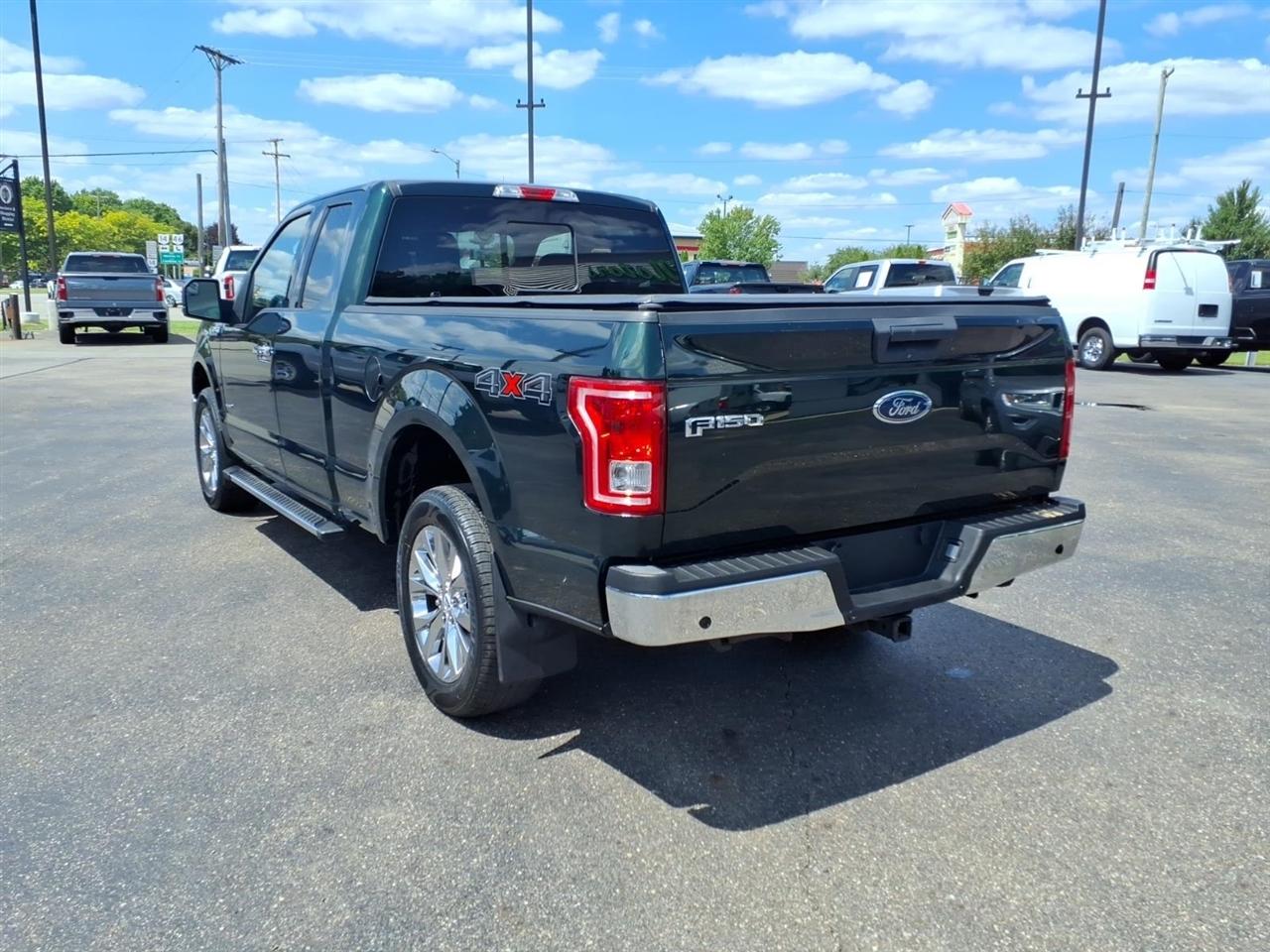 Ford F-150 4WD SuperCab 145" XLT 2016