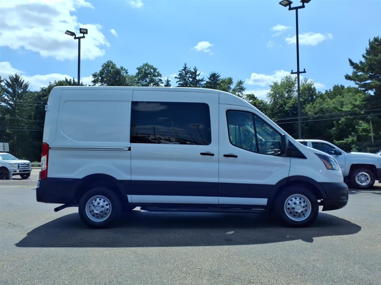 Ford Transit Cargo Van T-150 130" Med Rf 8670 GVWR AWD 2021