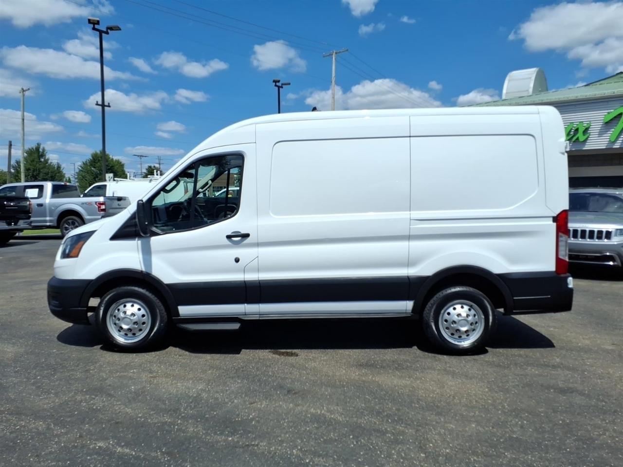Ford Transit Cargo Van T-150 130" Med Rf 8670 GVWR AWD 2021