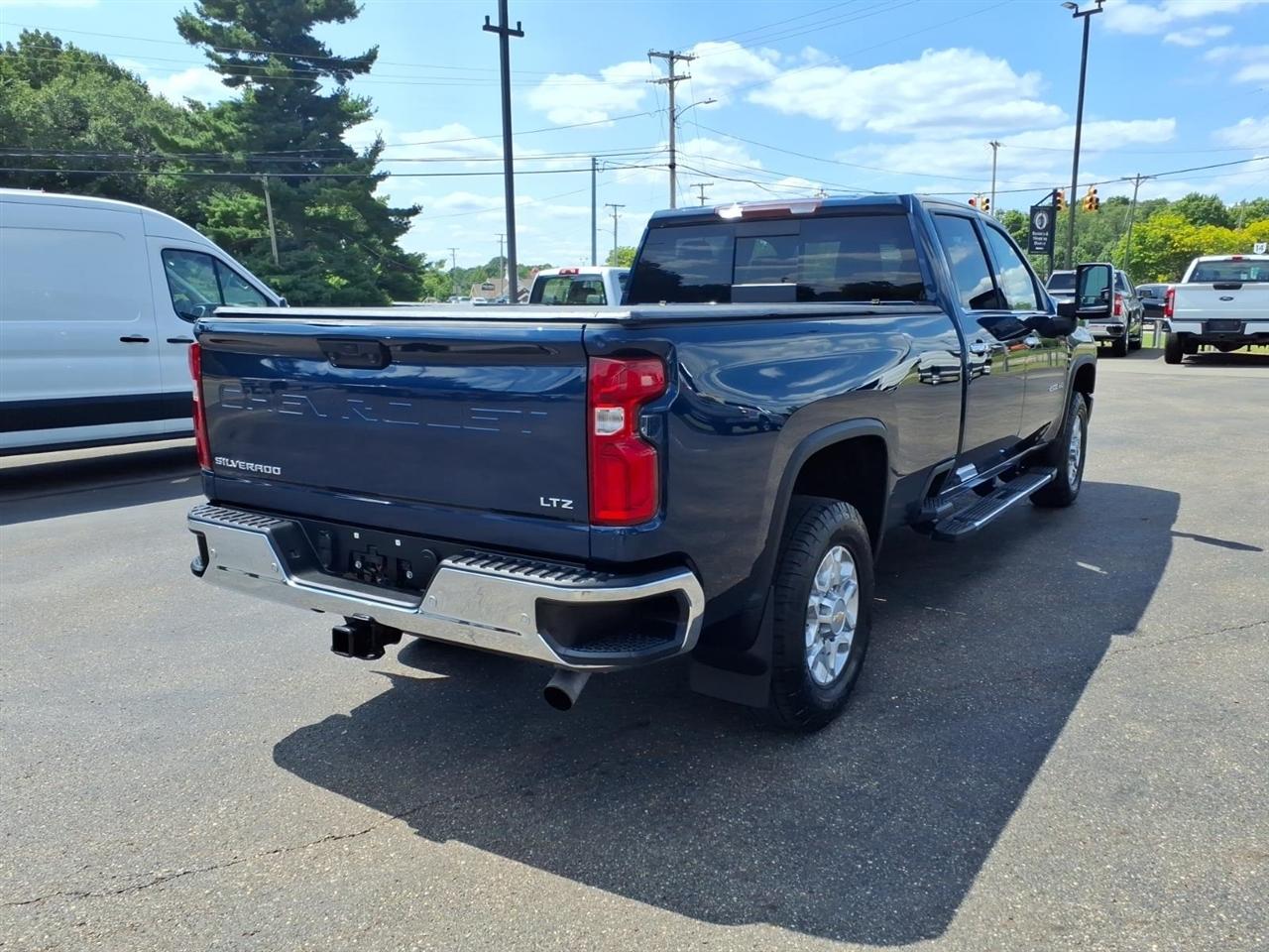 Chevrolet Silverado 2500HD 4WD Crew Cab 172" LTZ 2023