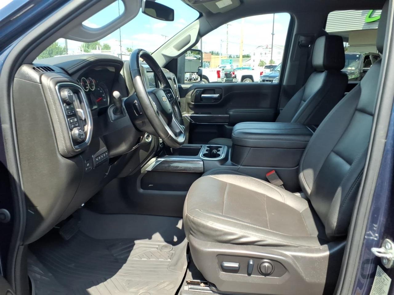 Chevrolet Silverado 2500HD 4WD Crew Cab 172" LTZ 2023