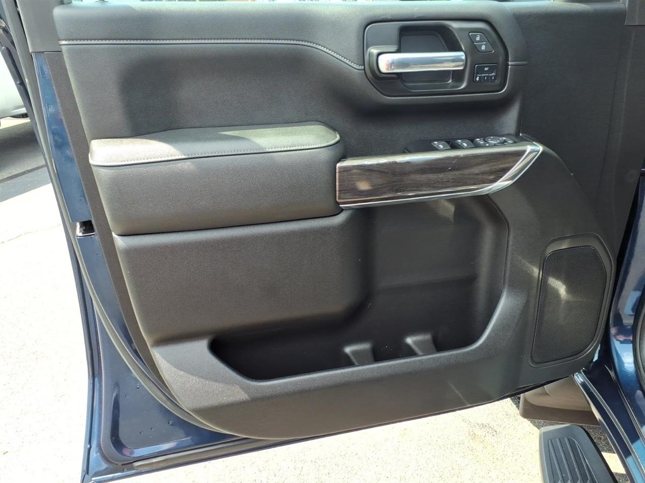 Chevrolet Silverado 2500HD 4WD Crew Cab 172" LTZ 2023