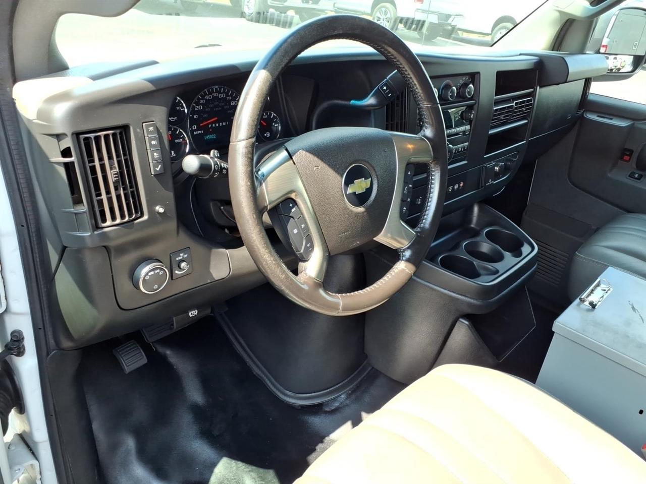 Chevrolet Express Cargo Van RWD 3500 155" 2018