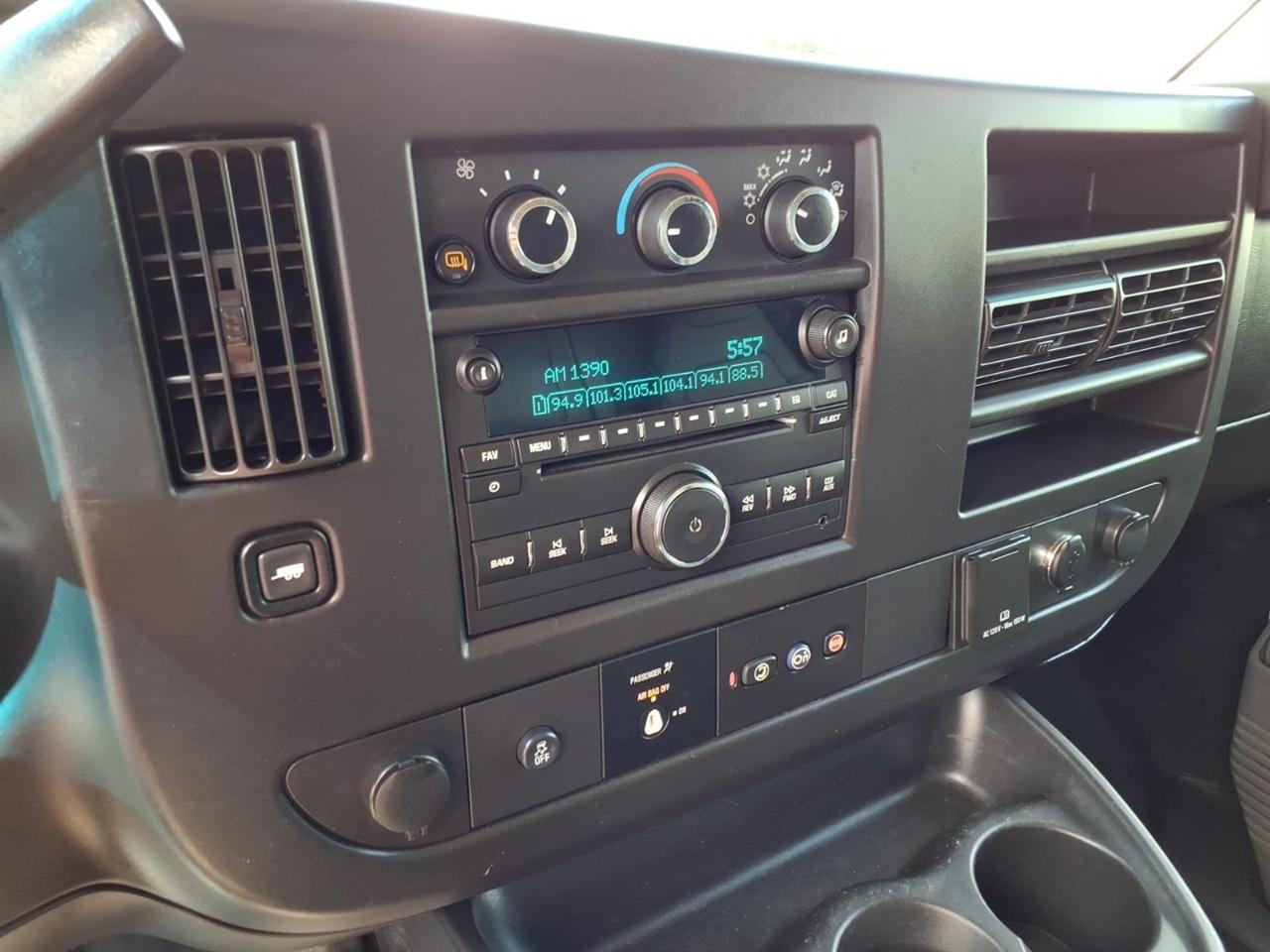 Chevrolet Express Cargo Van RWD 3500 155" 2018