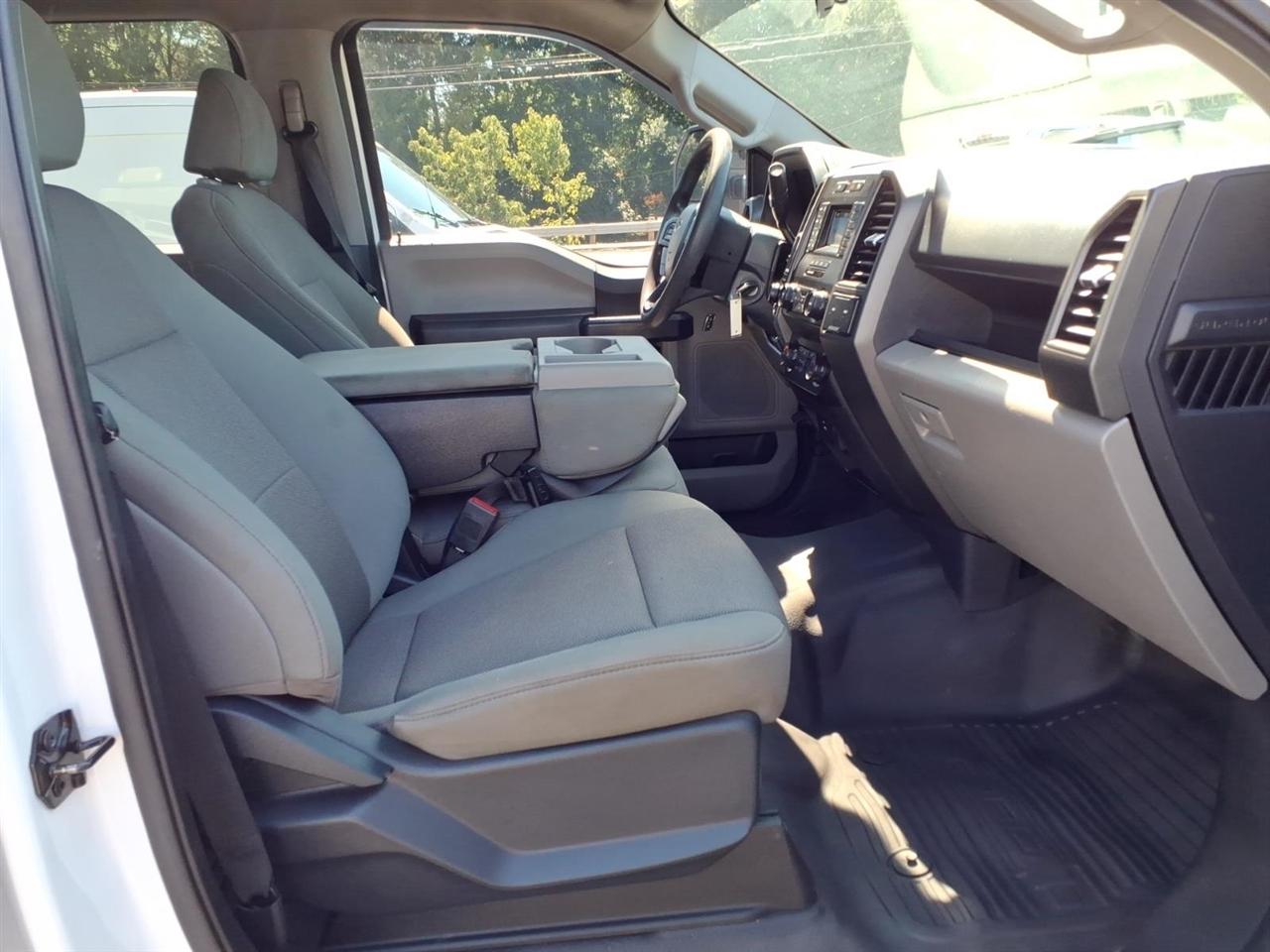 Ford Super Duty F-250 SRW XL 4WD Crew Cab 6.75' Box 2022