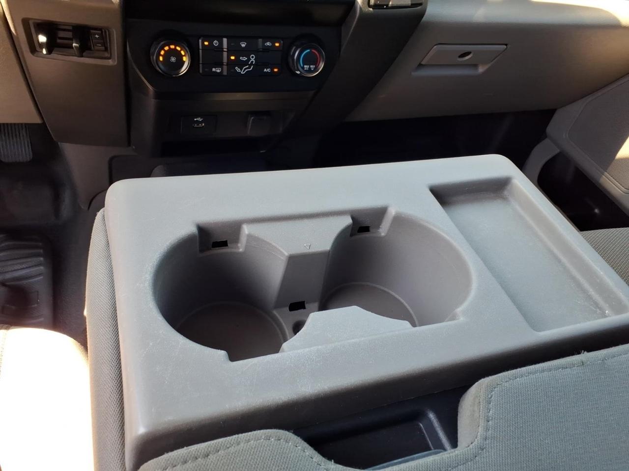 Ford Super Duty F-250 SRW XL 4WD Crew Cab 6.75' Box 2022