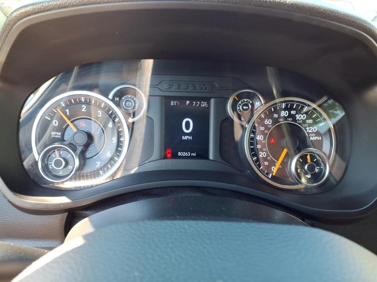 RAM 2500 Tradesman 4x4 Crew Cab 8' Box 2020