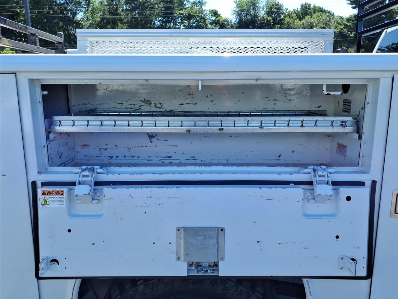 RAM 2500 Tradesman 4x4 Crew Cab 8' Box 2020