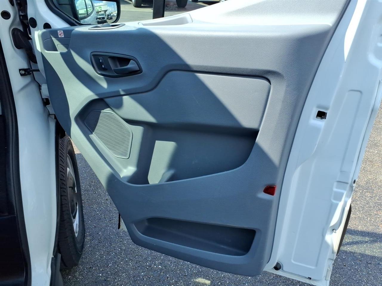 Ford Transit Van T-350 148" Low Rf 9500 GVWR Sliding RH Dr 2019