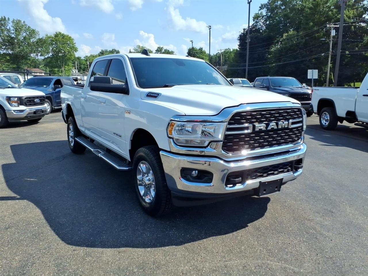 RAM 2500 Big Horn 4x4 Crew Cab 6'4" Box 2022