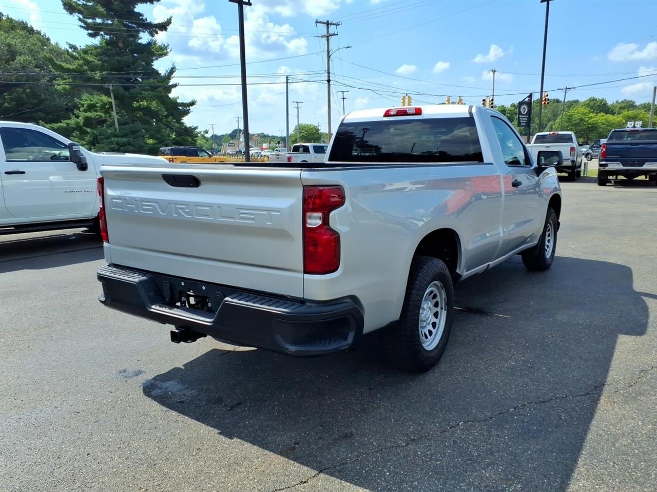 Chevrolet Silverado 1500 2WD Reg Cab 140" Work Truck 2021
