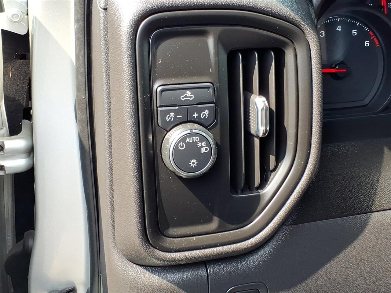Chevrolet Silverado 1500 2WD Reg Cab 140" Work Truck 2021