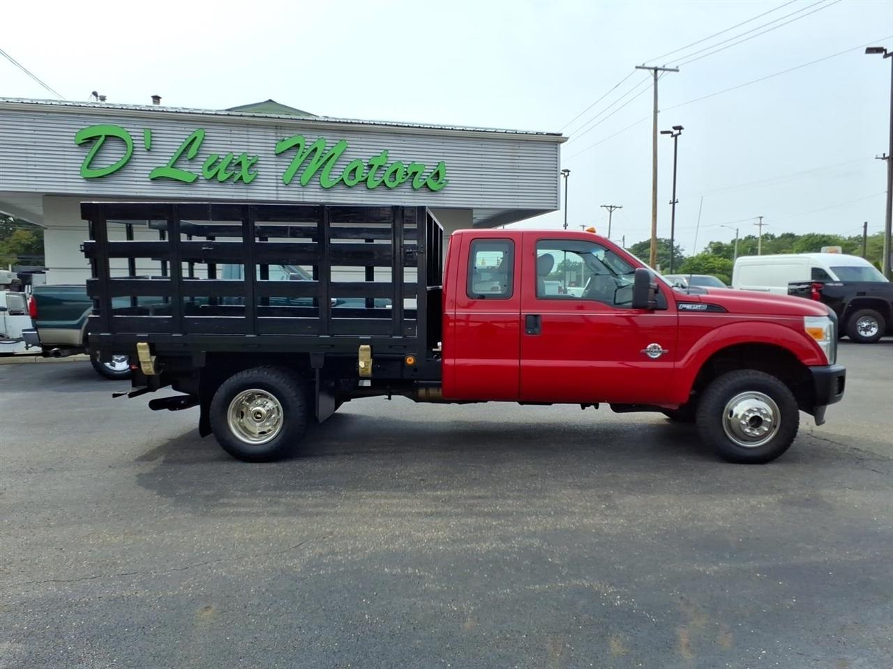 Ford Super Duty F-350 DRW 4WD SuperCab 162" WB 60" CA XLT 2015