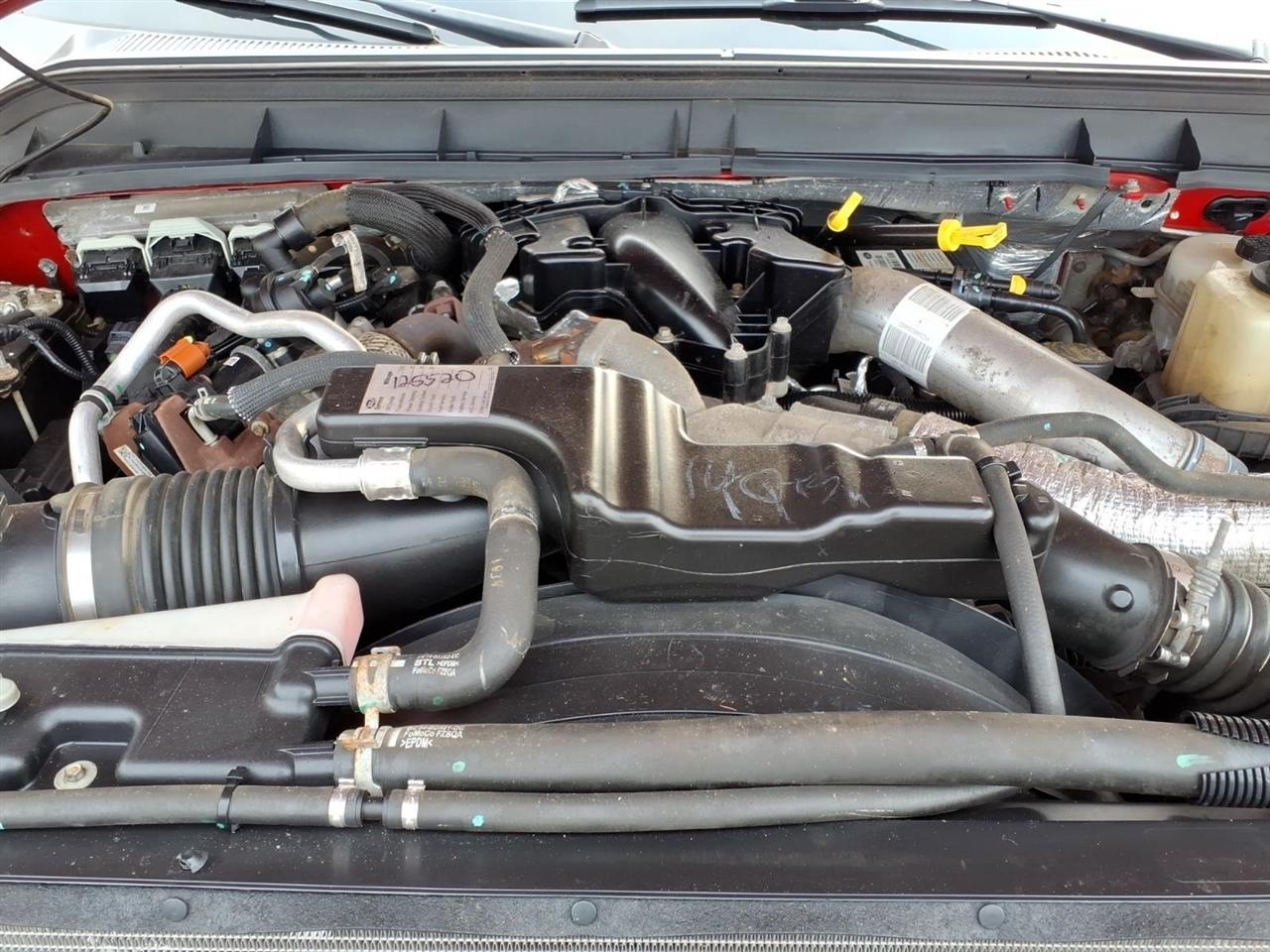 Ford Super Duty F-350 DRW 4WD SuperCab 162" WB 60" CA XLT 2015