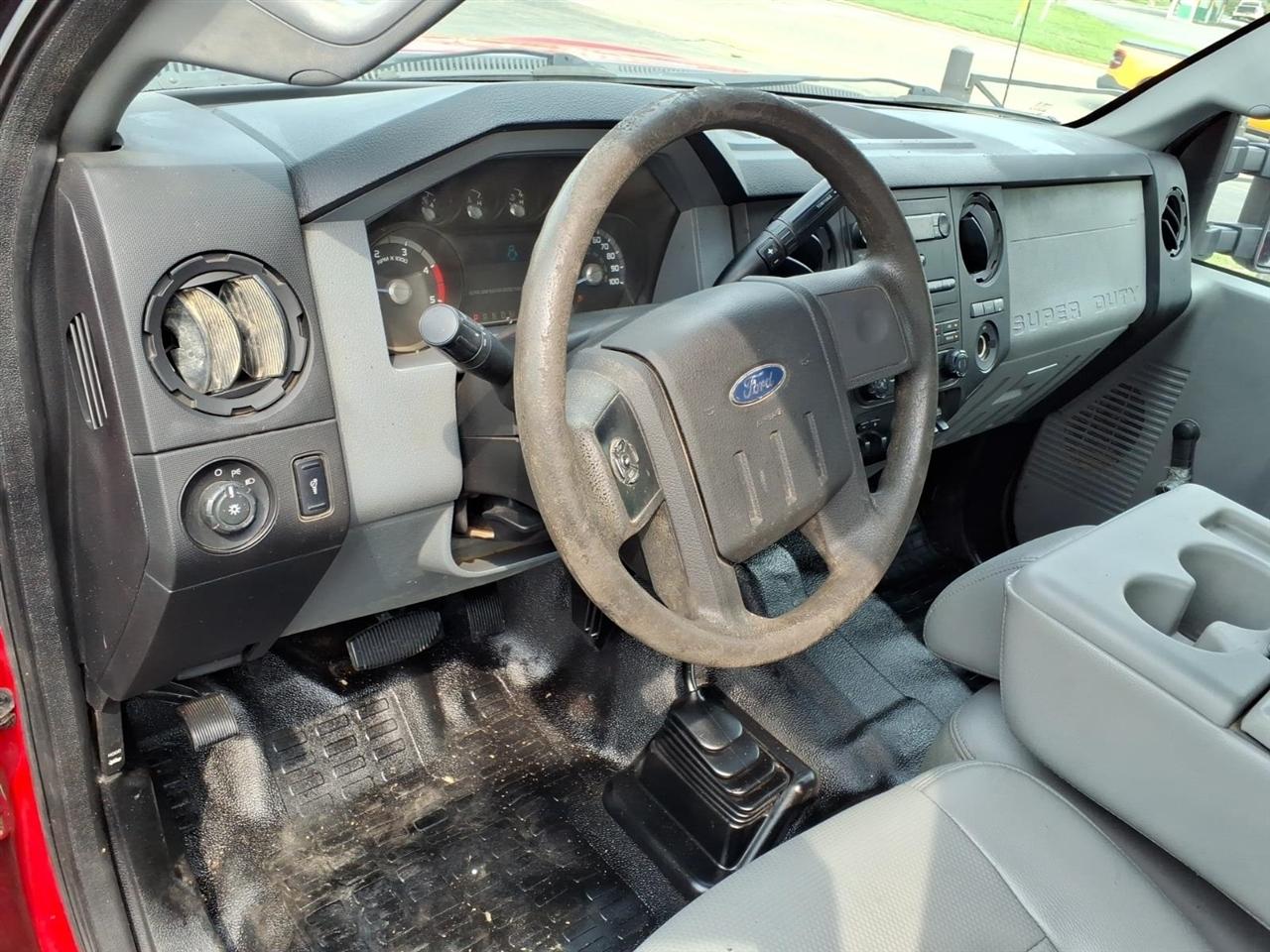 Ford Super Duty F-350 DRW 4WD SuperCab 162" WB 60" CA XLT 2015