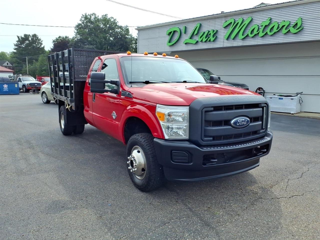 Ford Super Duty F-350 DRW 4WD SuperCab 162" WB 60" CA XLT 2015