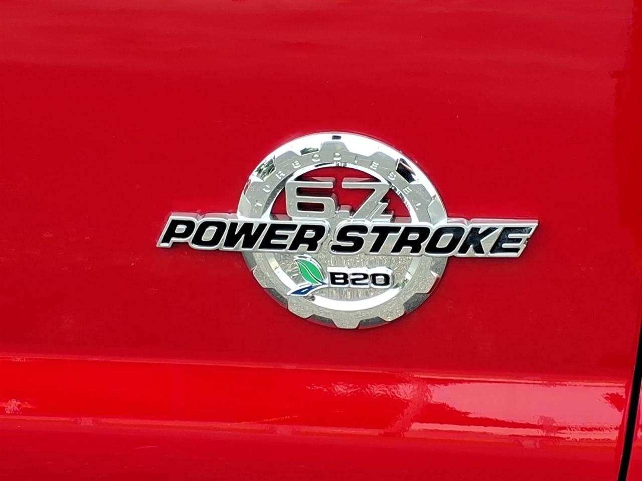 Ford Super Duty F-350 DRW 4WD SuperCab 162" WB 60" CA XLT 2015