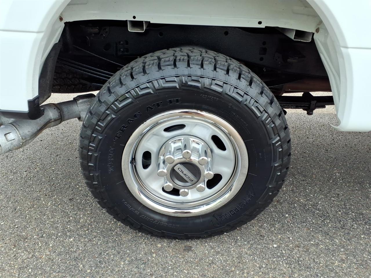 Ford Super Duty F-250 SRW King Ranch 4WD Crew Cab 8' Box 2022