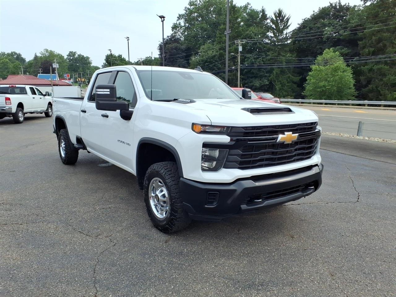Chevrolet Silverado 2500HD 4WD Crew Cab 172" Work Truck 2024