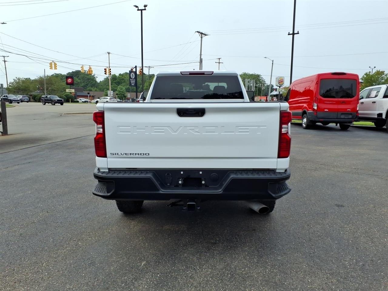 Chevrolet Silverado 2500HD 4WD Crew Cab 172" Work Truck 2024