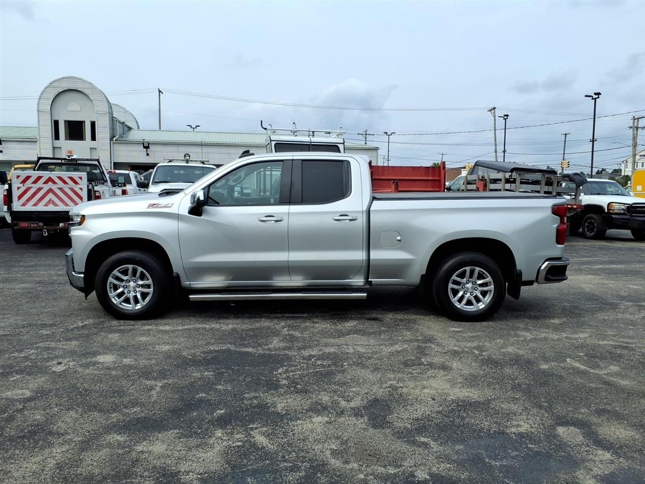 Chevrolet Silverado 1500 4WD Double Cab 147" LT 2019