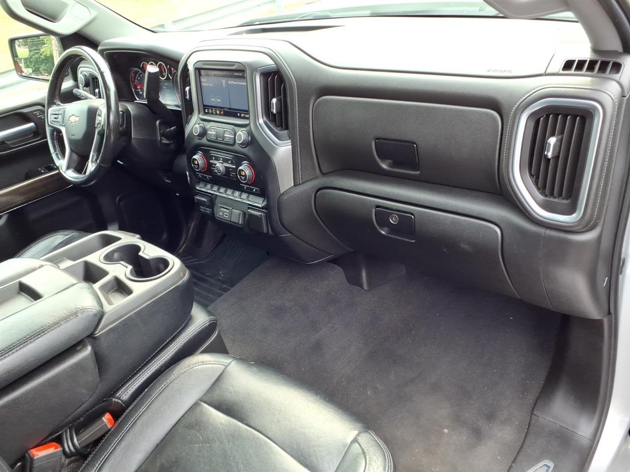 Chevrolet Silverado 1500 4WD Double Cab 147" LT 2019