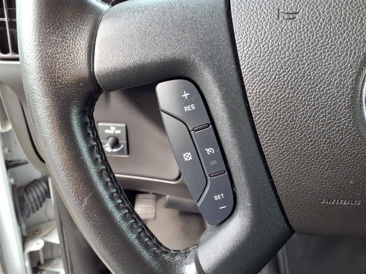 GMC Savana Commercial Cutaway 3500 Van 139" 2023