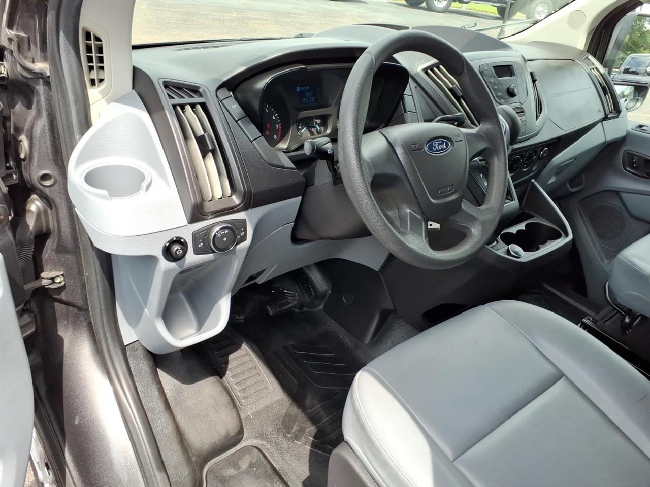 Ford Transit Wagon T-350 148" Low Roof XL Sliding RH Dr 2017