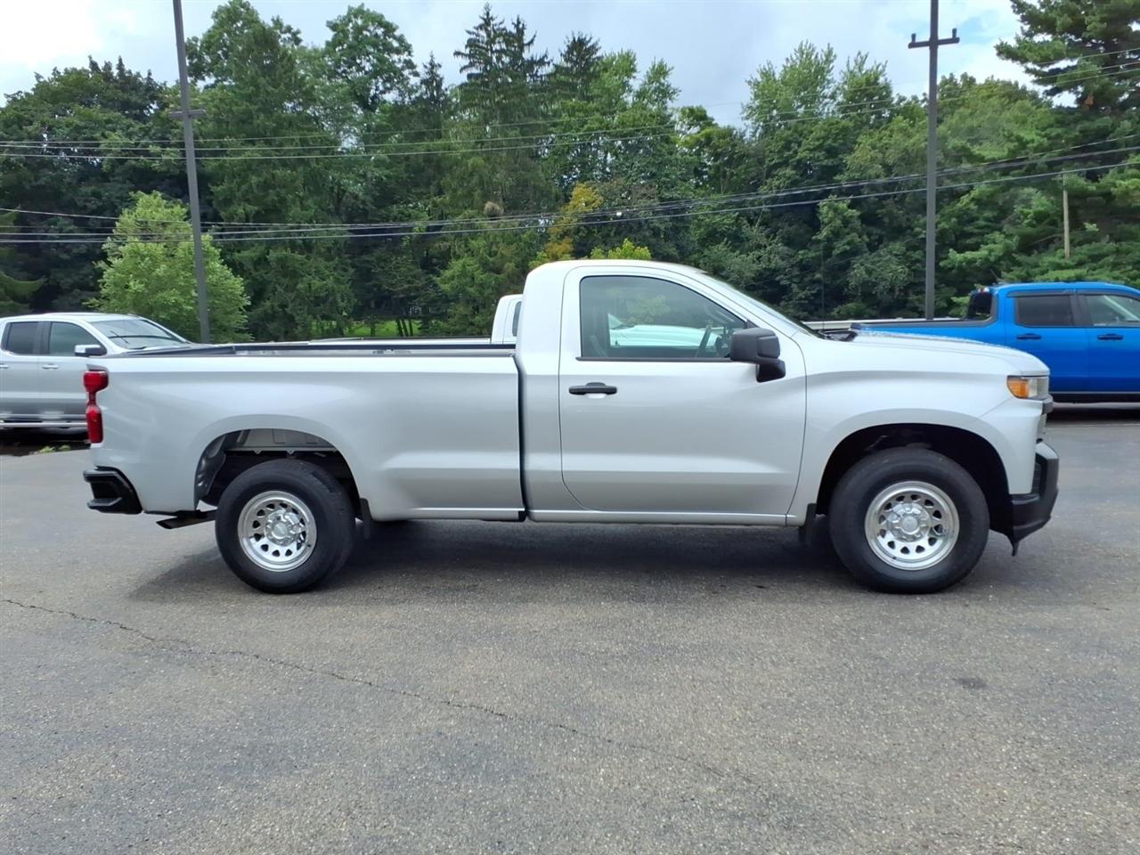 Chevrolet Silverado 1500 2WD Reg Cab 140" Work Truck 2020