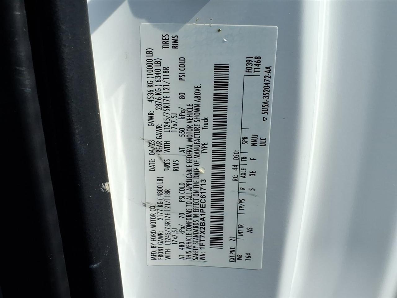 Ford Super Duty F-250 SRW XL 4WD SuperCab 8' Box 2023