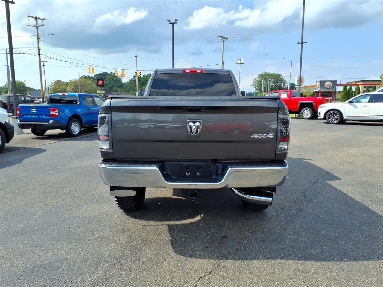 RAM 2500 4WD Crew Cab 169" Tradesman 2015