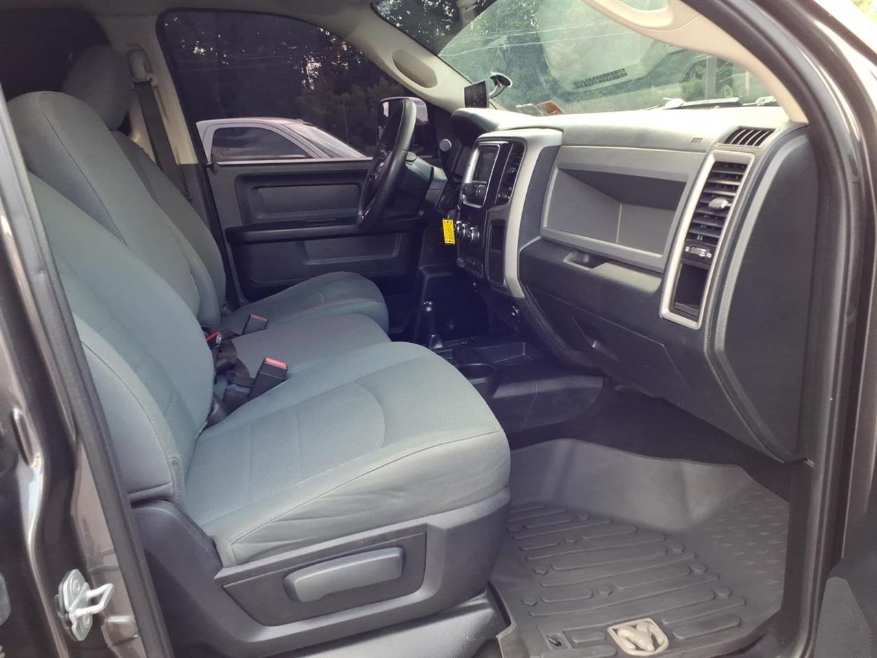 RAM 2500 4WD Crew Cab 169" Tradesman 2015