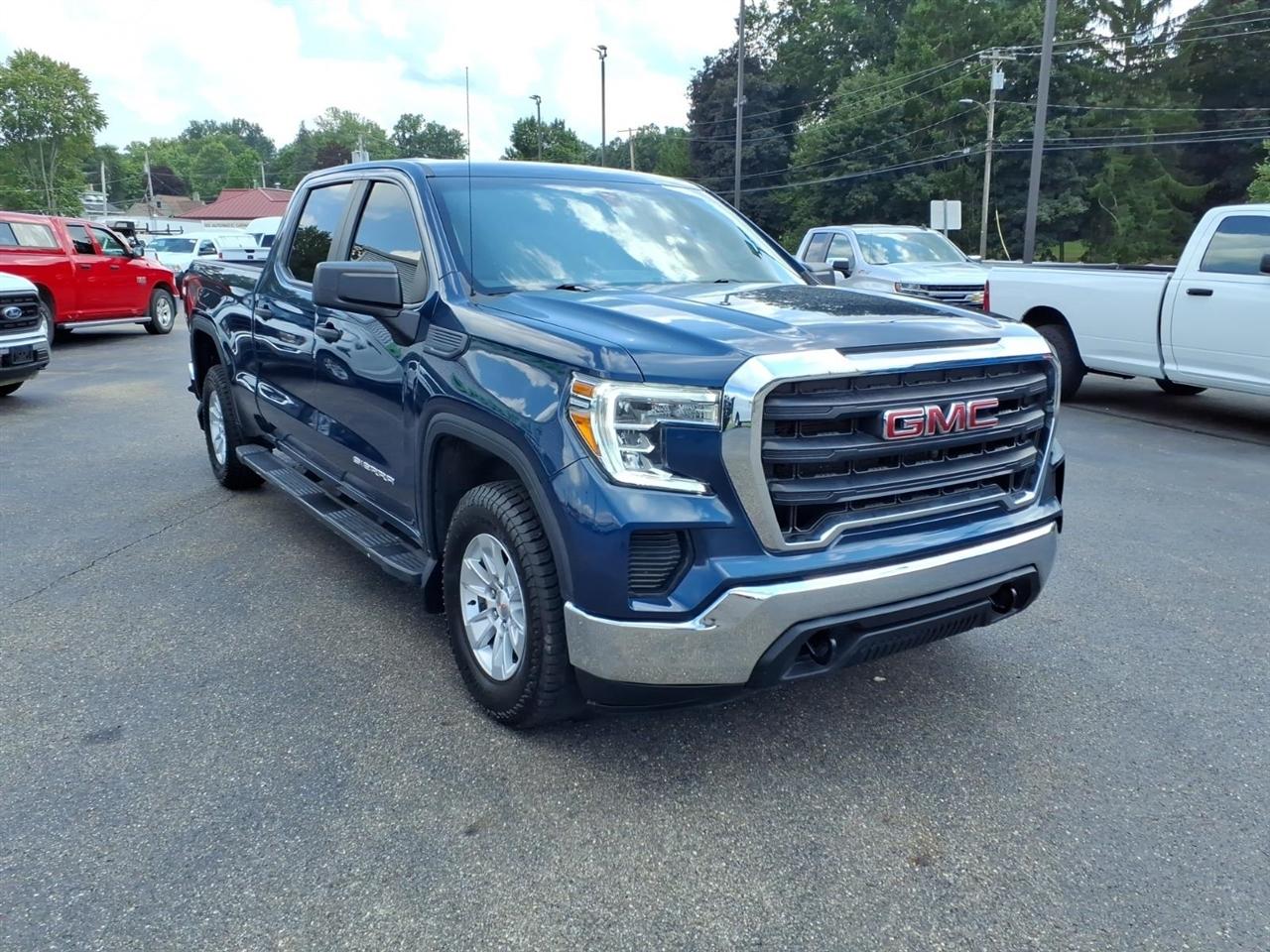 GMC Sierra 1500 4WD Crew Cab 157" 2021