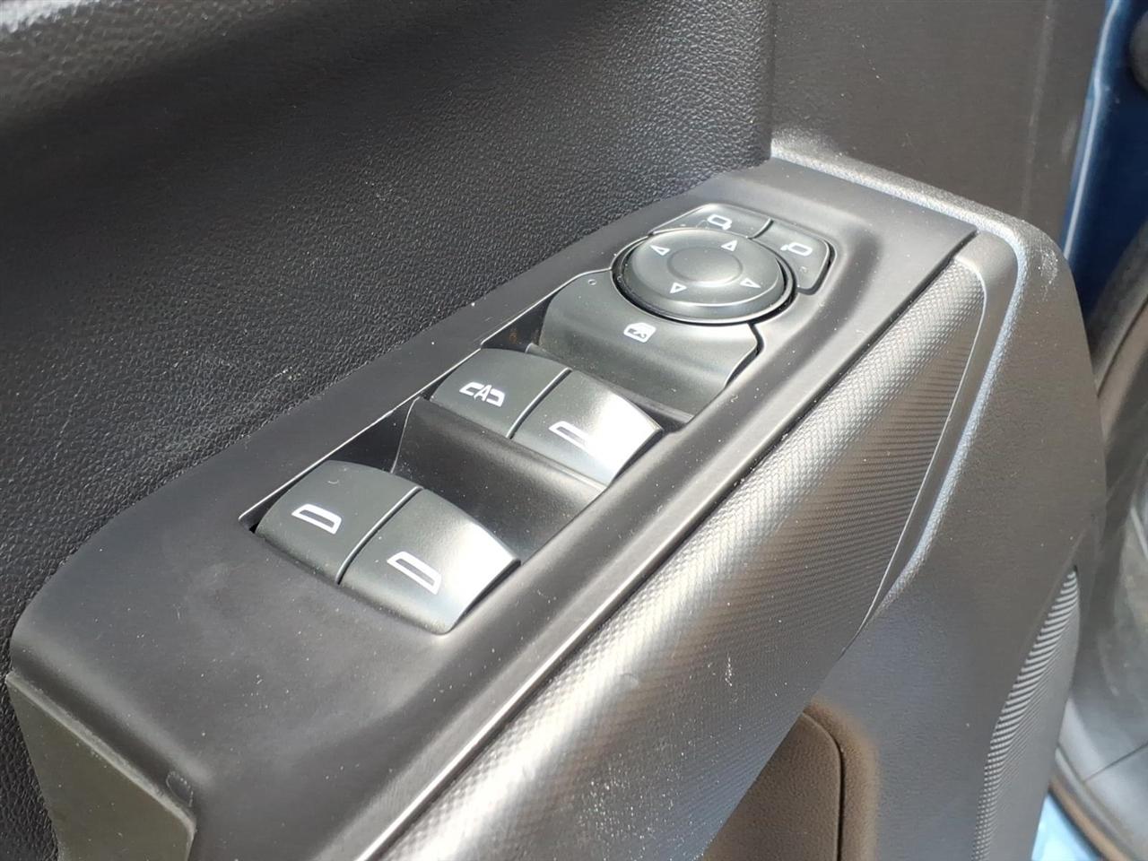 GMC Sierra 1500 4WD Crew Cab 157" 2021