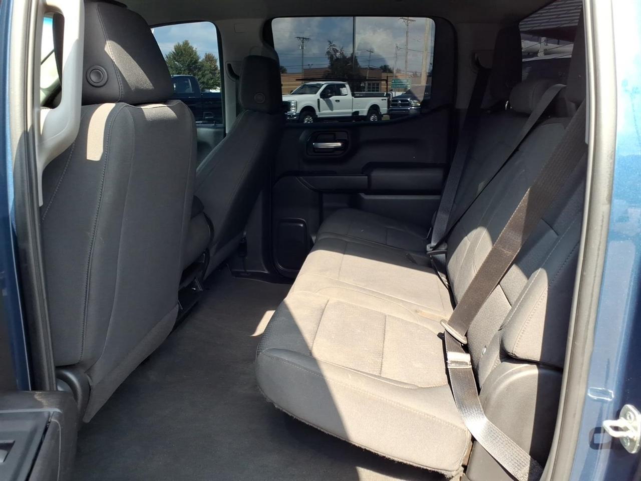 GMC Sierra 1500 4WD Crew Cab 157" 2021