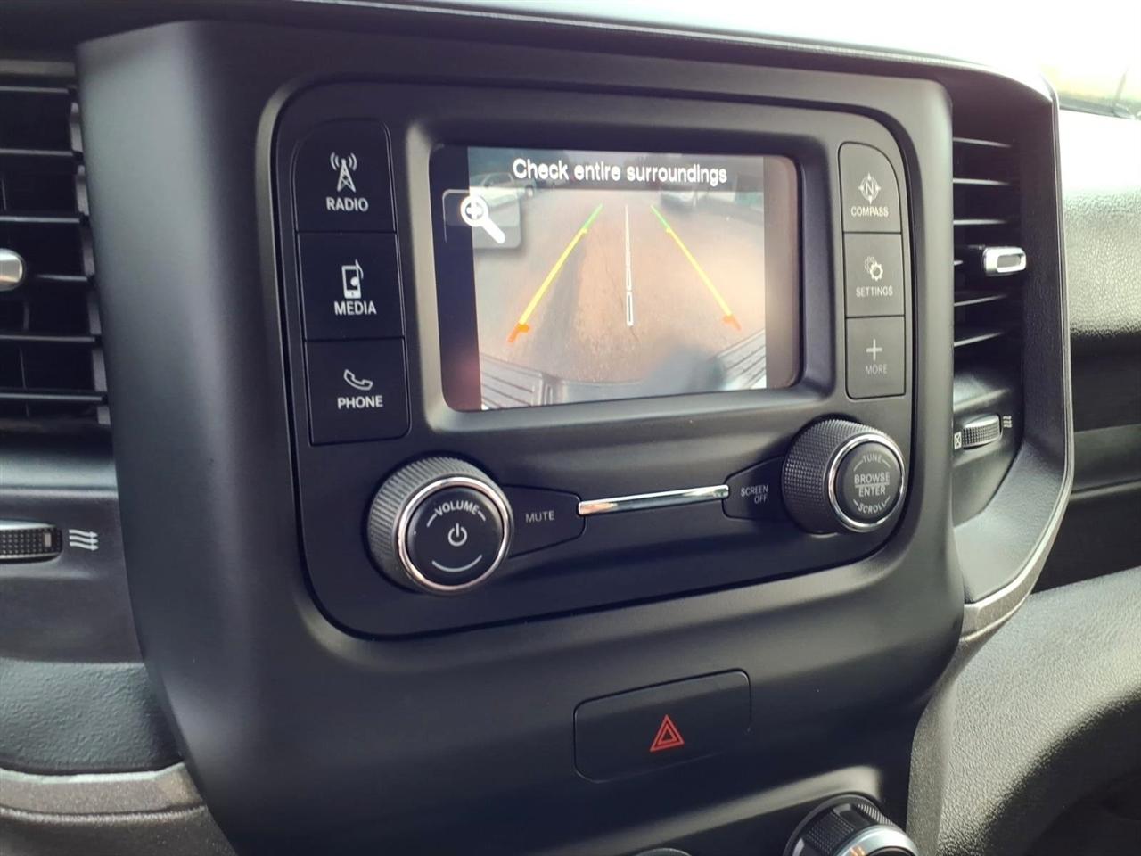 RAM 2500 Tradesman 4x4 Crew Cab 8' Box 2023